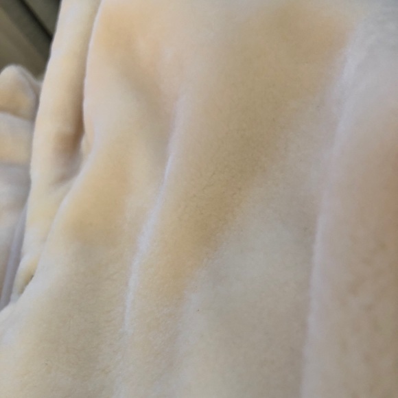 Long coat. - Picture 5 of 5